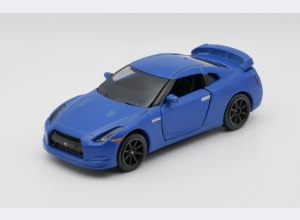 Image of: Nissan GT-R
