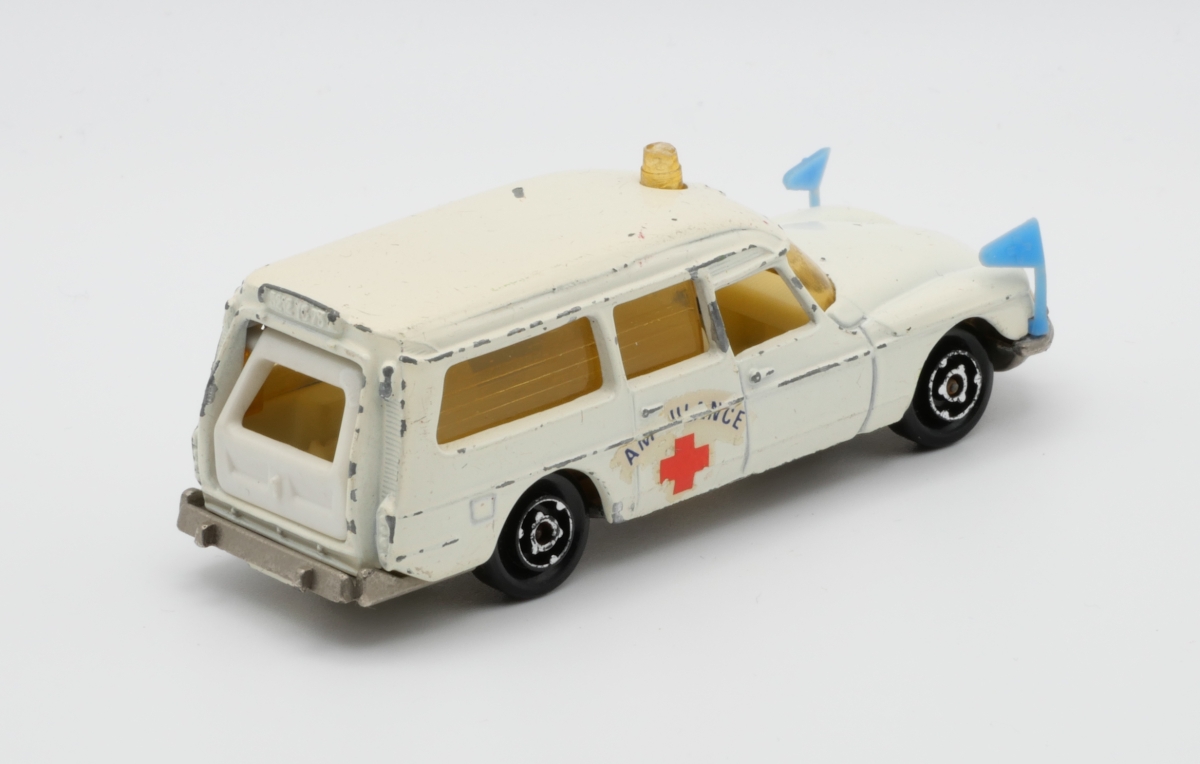 Image of: Citroen DS 21 Ambulance