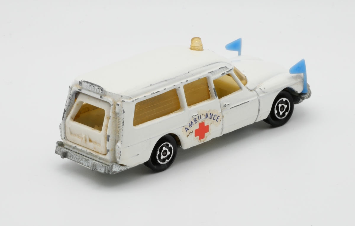 Image of: Citroen DS 21 Ambulance