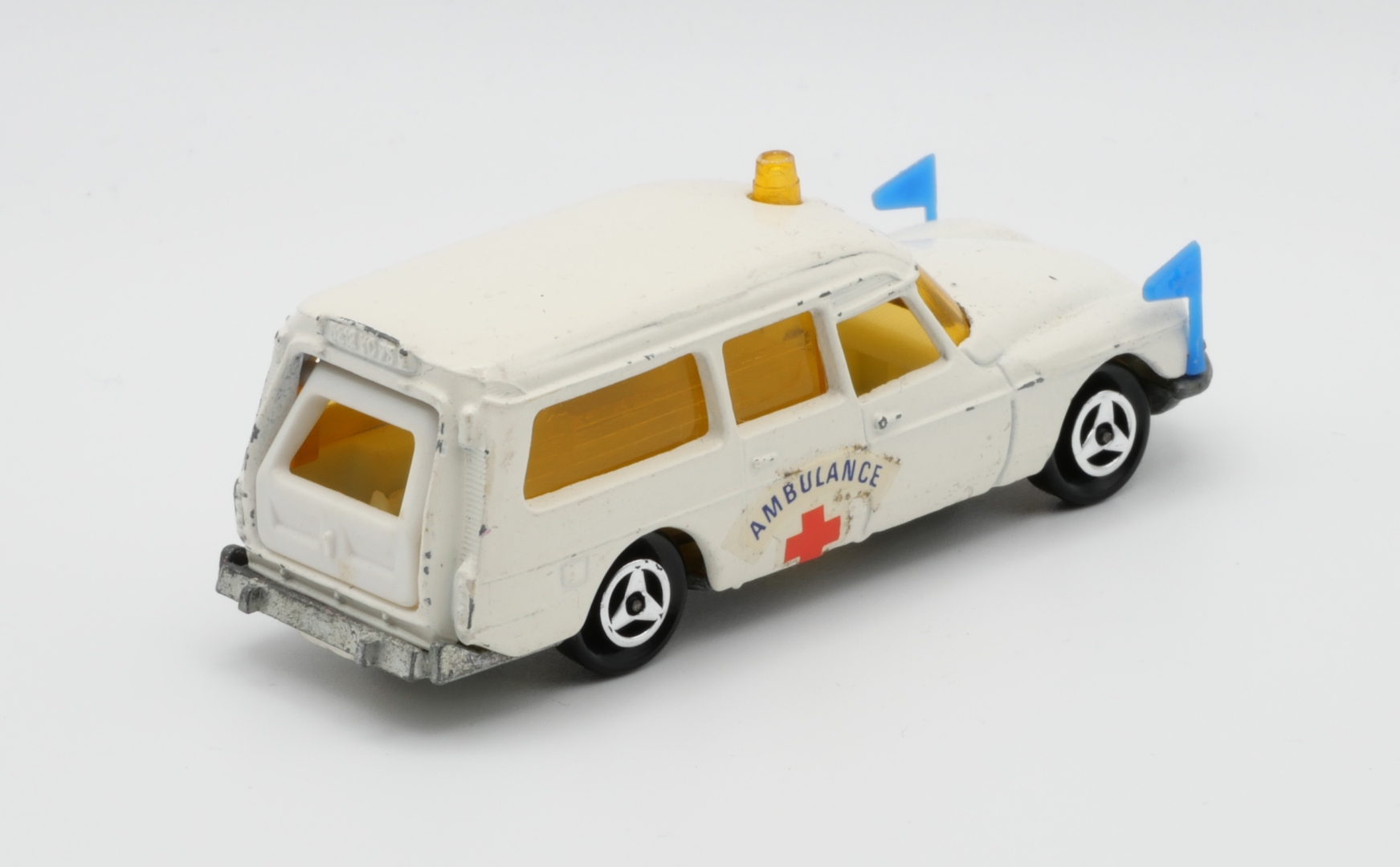Image of: Citroen DS 21 Ambulance