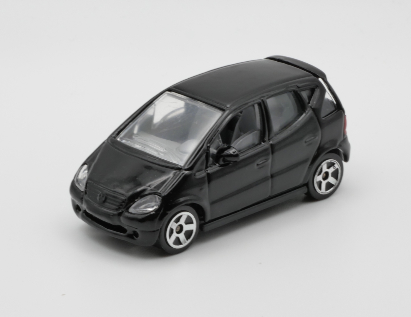 Image of: Mercedes A-Class