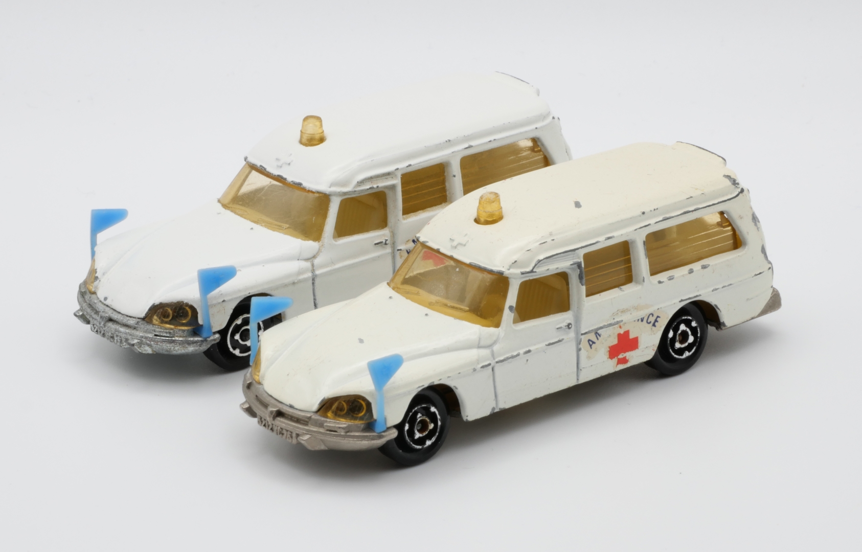 Image of: Citroen DS 21 Ambulance